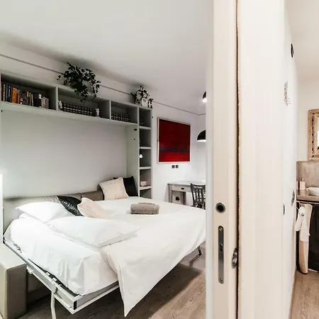 Gaia's - The House Of Travelers Apartman